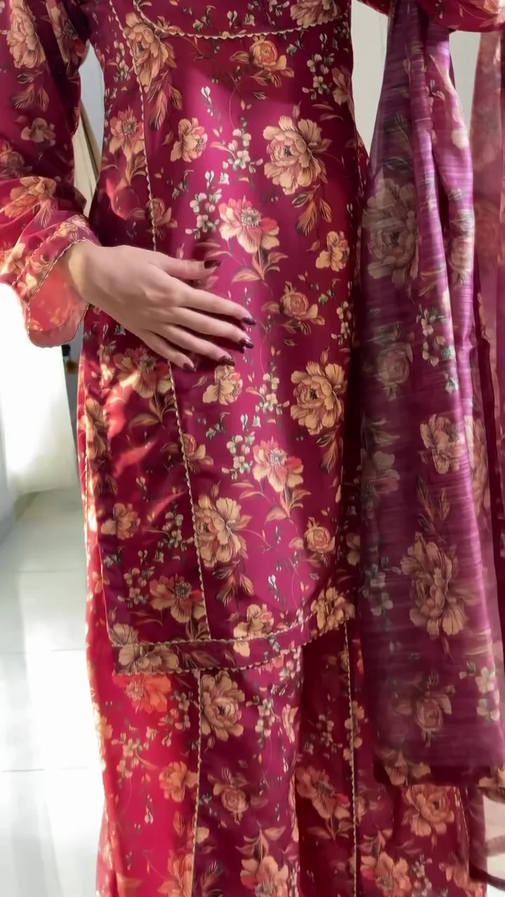 Women Cotton Rayon Kurta Palazzo Dupatta Set - Image 3